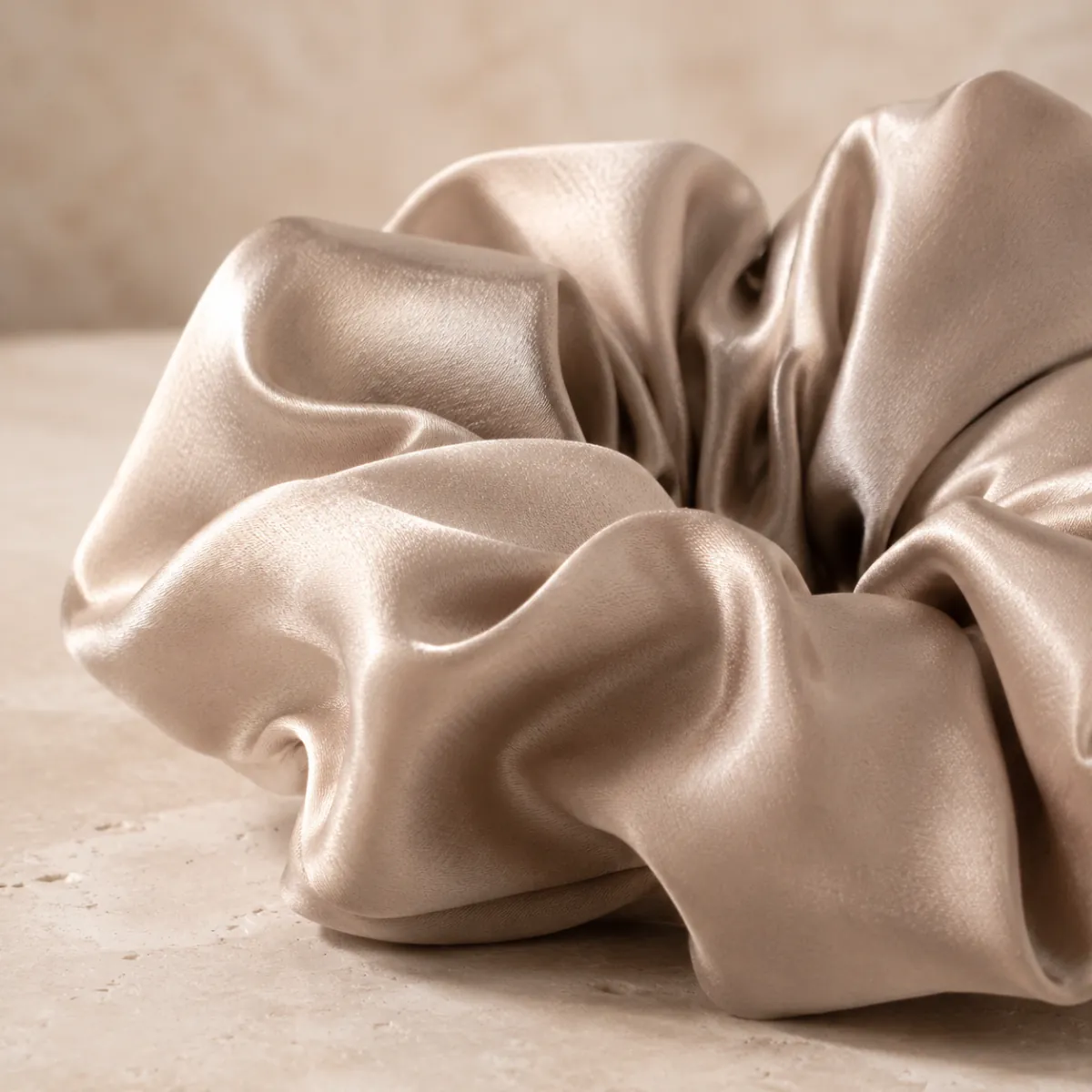 30-Momme · 100% Mulberry Silk