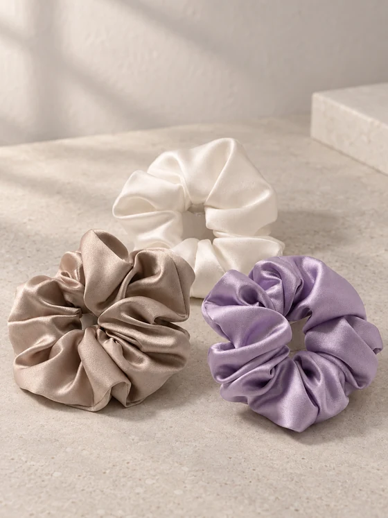SoftLustre Pleated Mulberry Silk Scrunchie