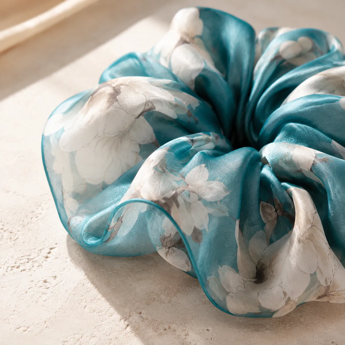 100% Mulberry Silk · Dual Layer