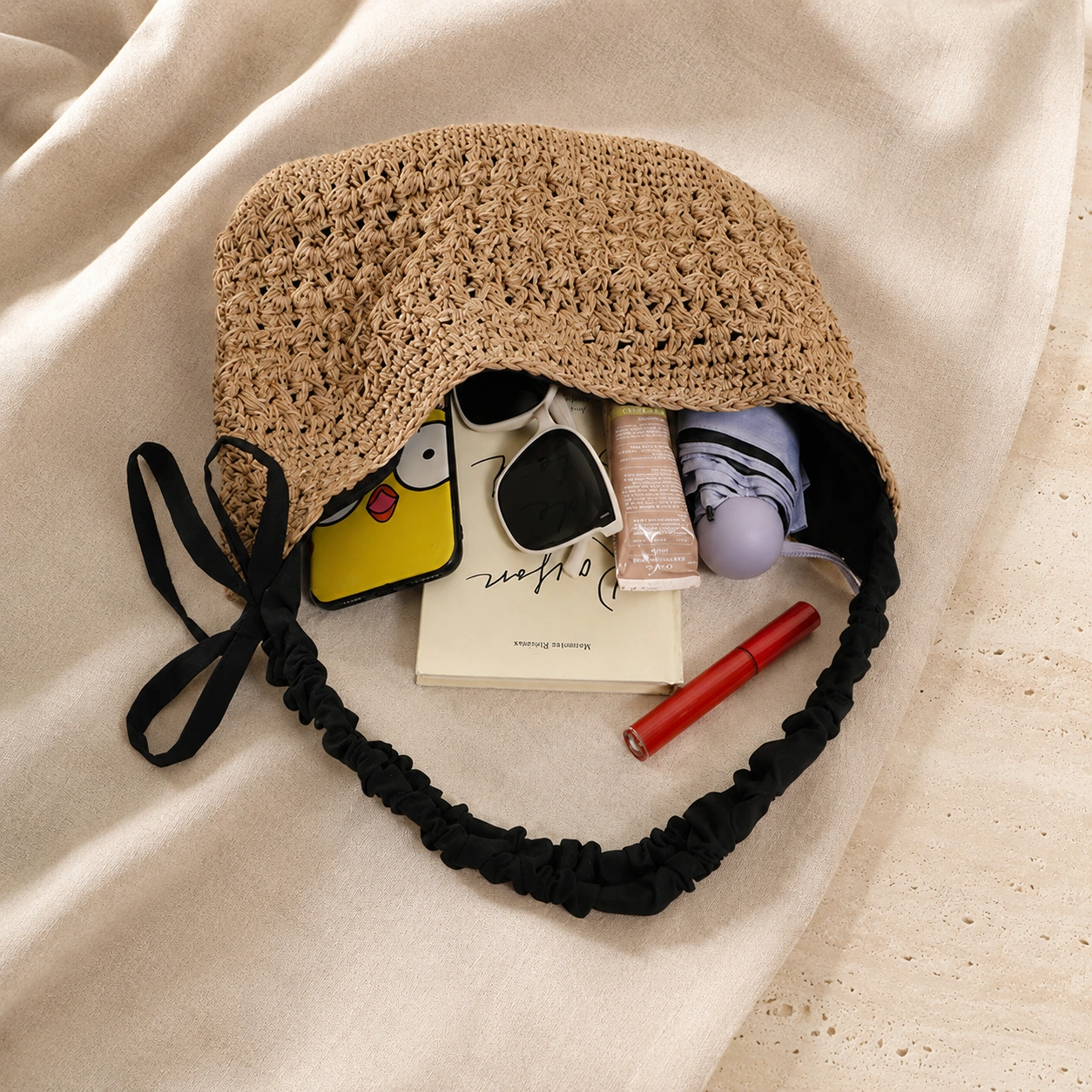 Lined interior with phone and card pockets